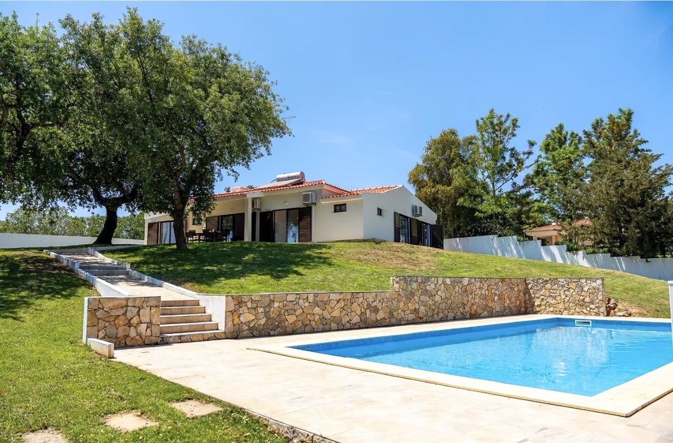 Moradia V4 — Vale Navio, Albufeira